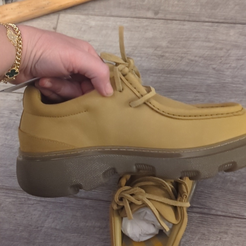 Burberry Men's Tan Leather Loafers with Blue Logo Brand New